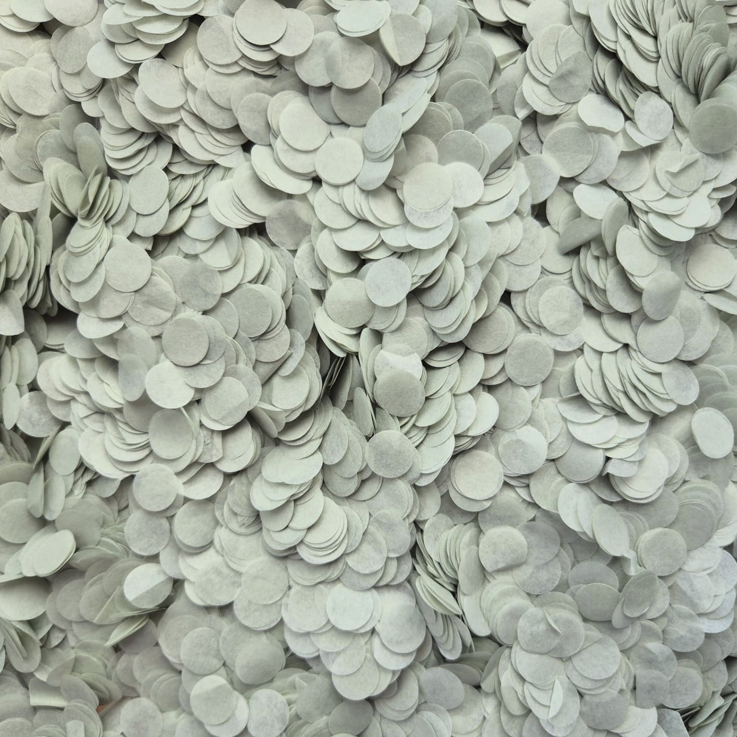 Biodegradable Paper Confetti - 1.5cm Circles - Light Sage Grey