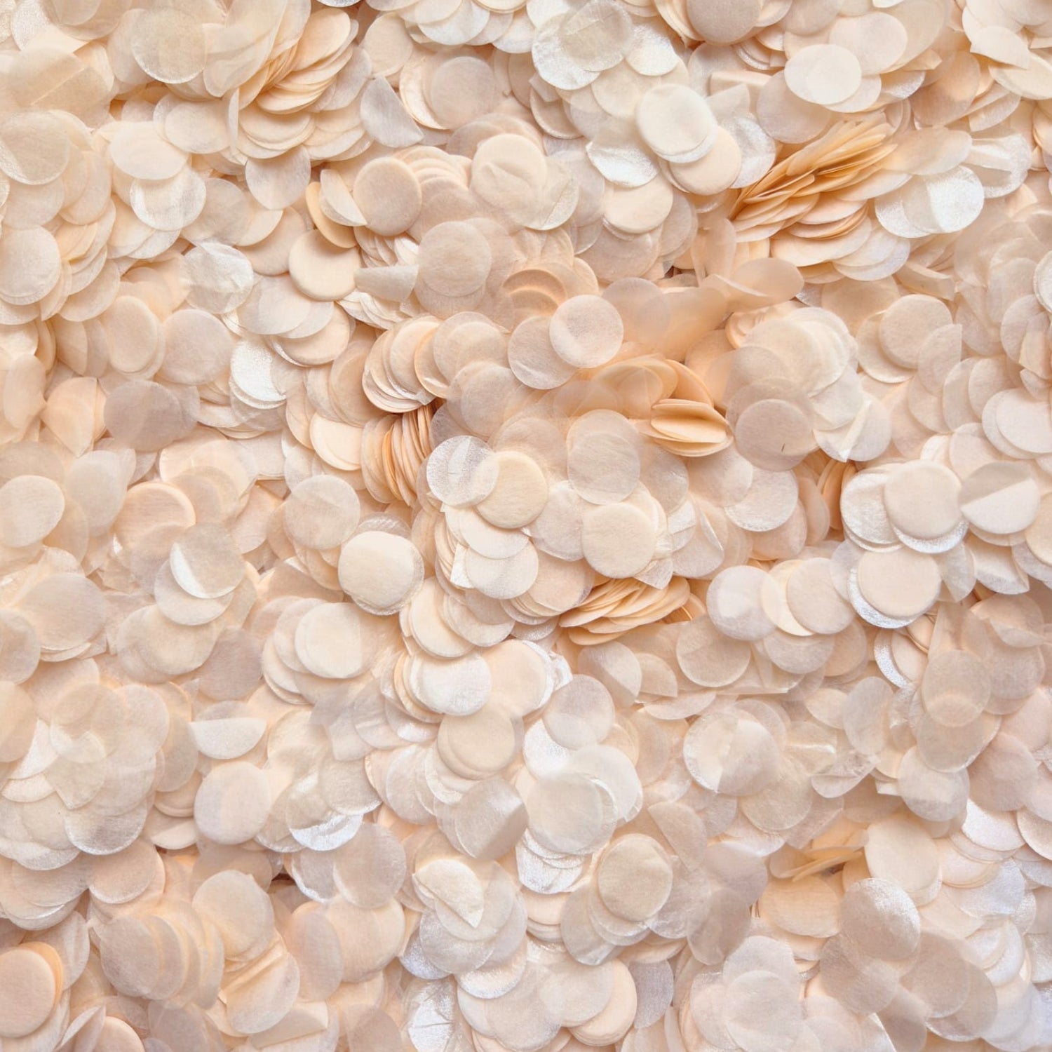 Biodegradable Paper Confetti - 1.5cm Circles - Shimmer Pearl Peach