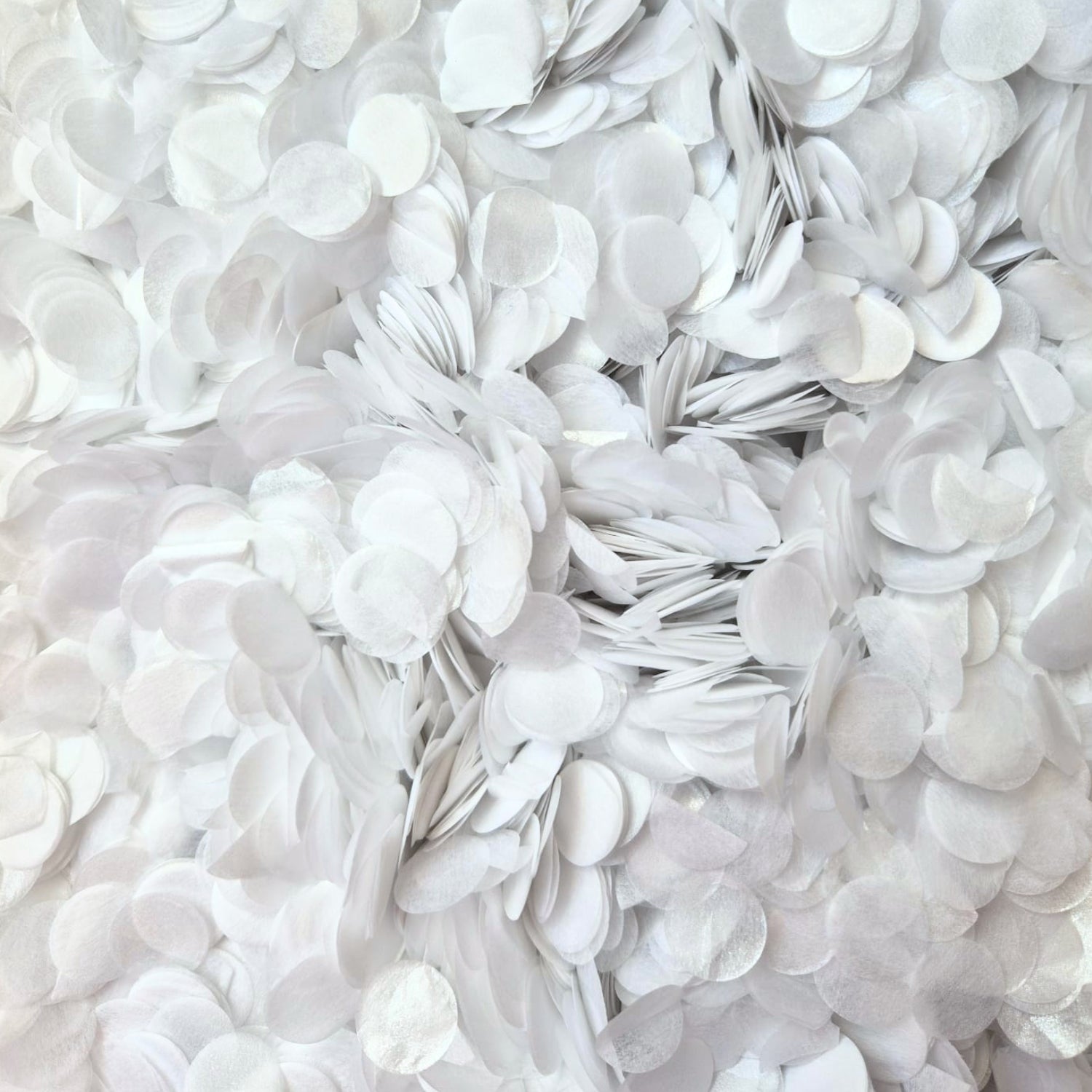 Biodegradable Paper Confetti - 1.5cm Circles - Shimmer Pearl White